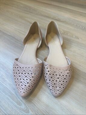 Restricted Cutout Pointed D'Orsay Flats in Light Pink